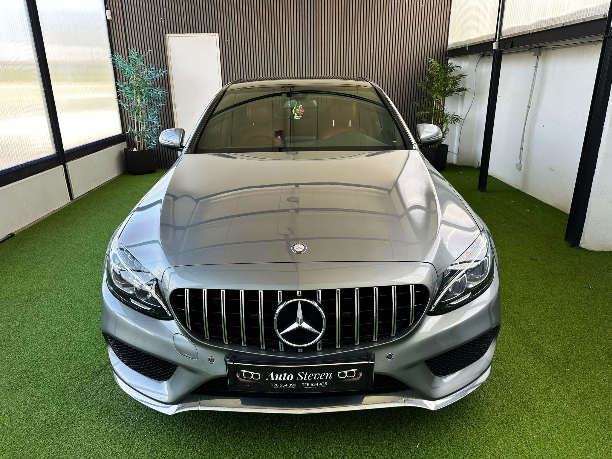 Mercedes-Benz C180 AMG